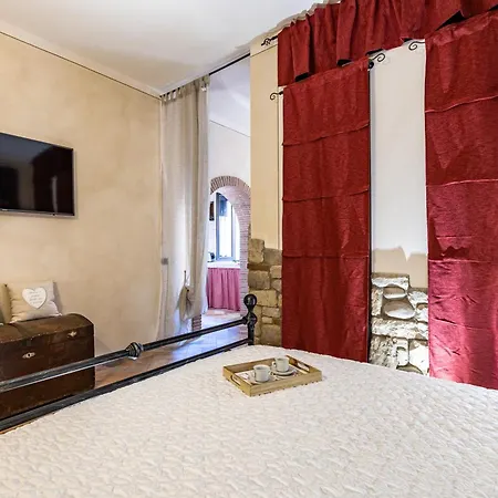 La Casa Del Silenzio * Lajatico