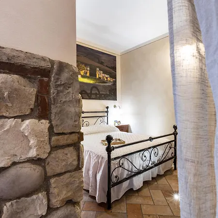 La Casa Del Silenzio Lajatico